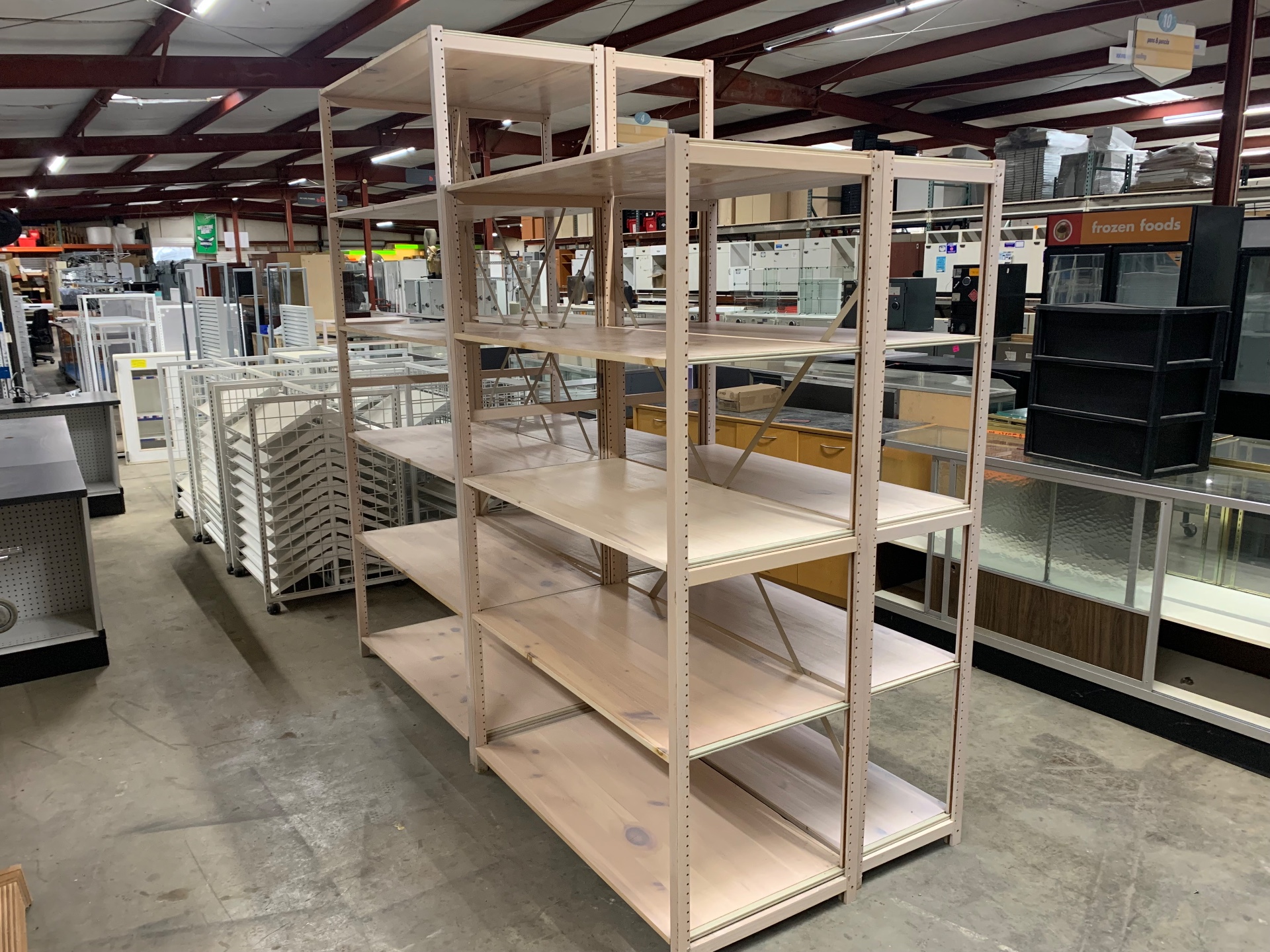 Used Lundia 24" x 48" Shelving