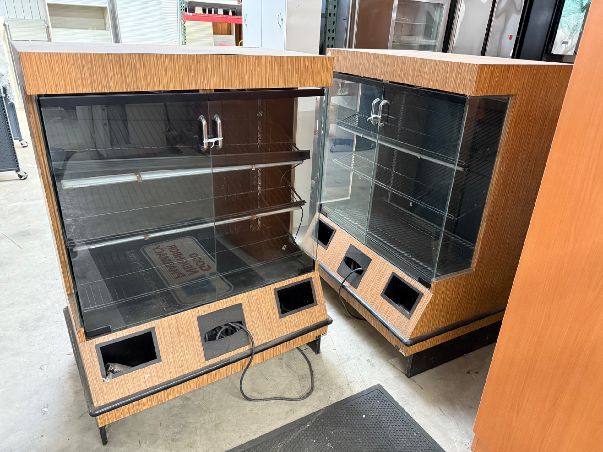 Used Doughnut Merchandisers