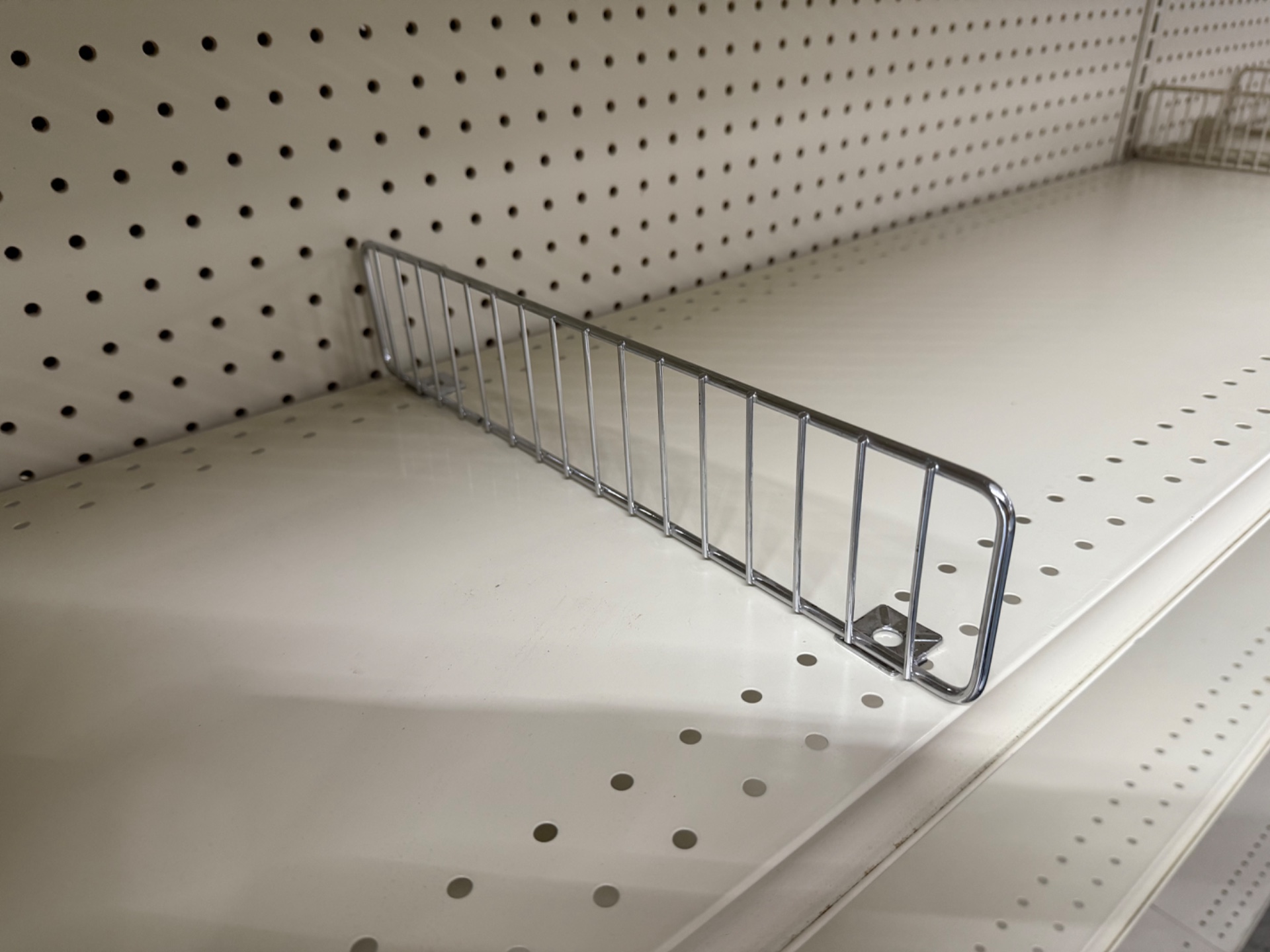Used Chrome 3" x 15" Shelf Dividers