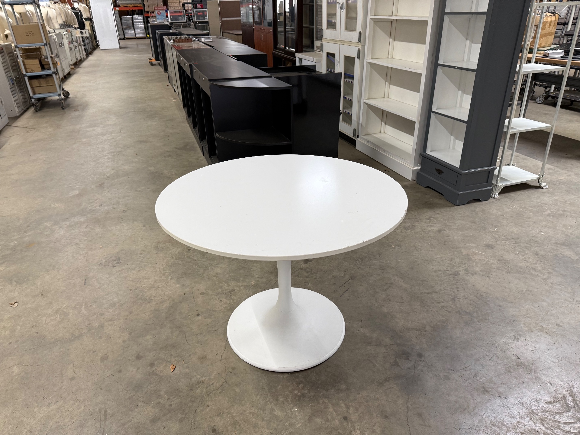 Used Round Display Table