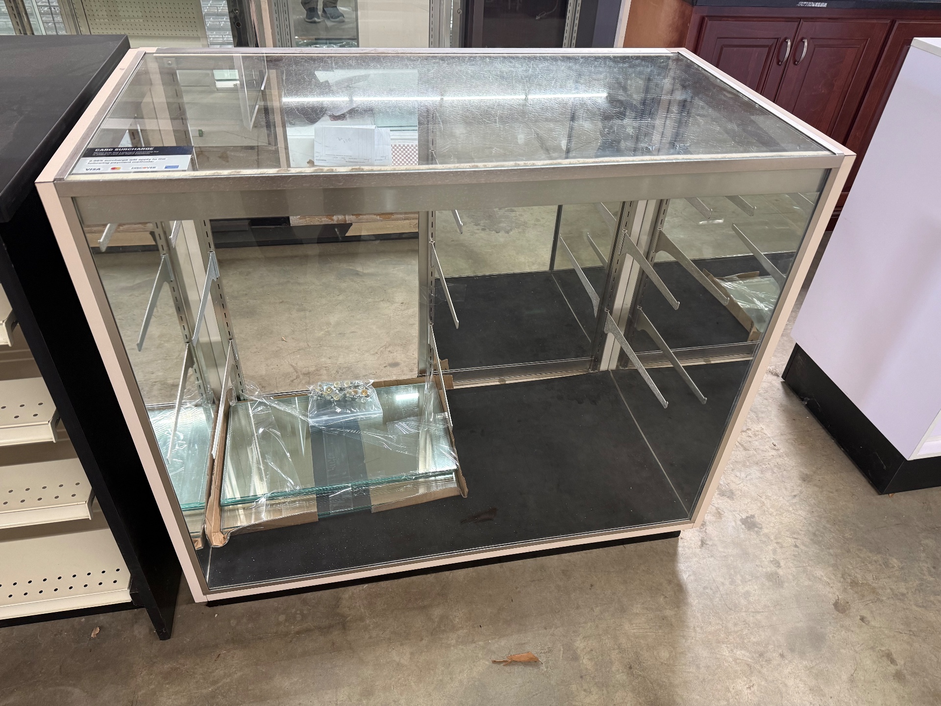 Used 42" Full Vision Showcase