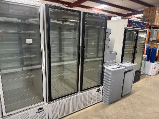 Used Master-Bilt 2 Door Freezer