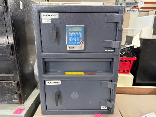 Used Amsec 2 Door Drop Safe